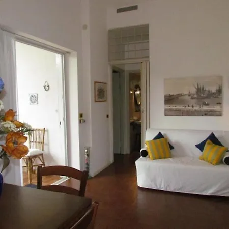 Beautiful Single With Spacious Private Garden Villa Bibione